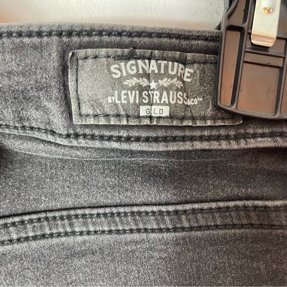 Signature by Levi Strauss Gold Size 27x32 - Picture 6 of 9